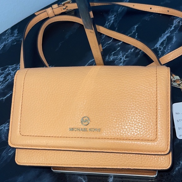 MICHAEL MICHAEL KORS Jet Set Charm Small Phone Crossbody Light Orange AUTHENTIC - Picture 3 of 11